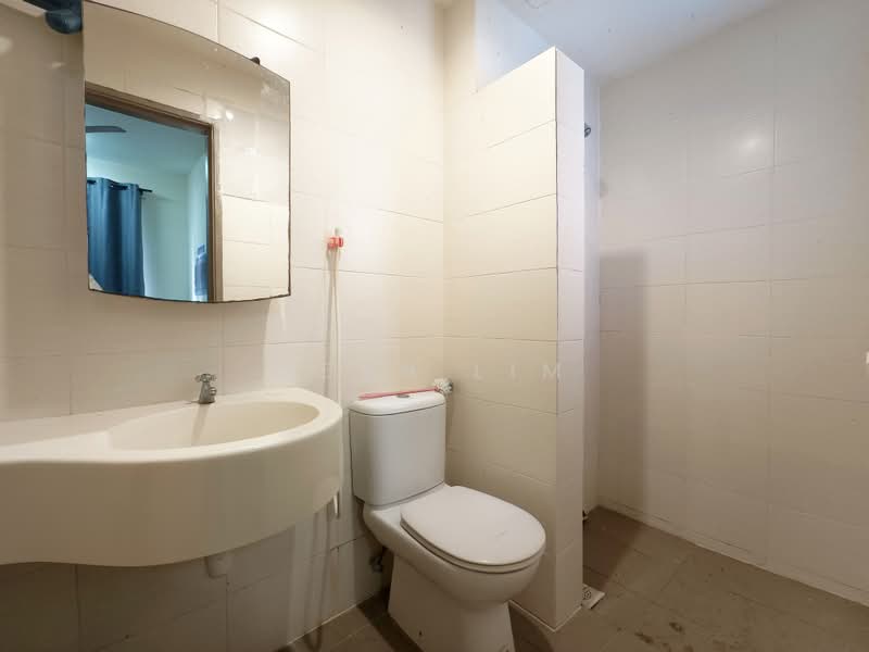 Servis Apartment untuk Dijual di Platinum Lake PV 21 - Sean Lim - Bathroom - PropertyGuru.com.my