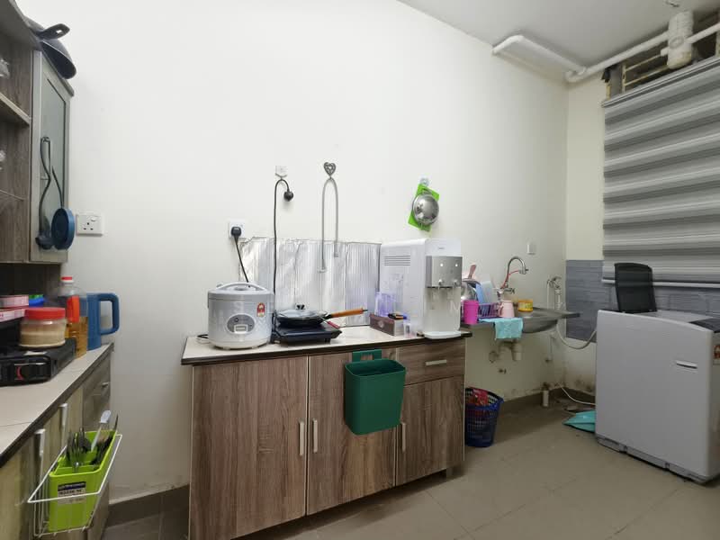 Servis Apartment untuk Dijual di Platinum Lake PV 21 - Sean Lim - Kitchen - PropertyGuru.com.my