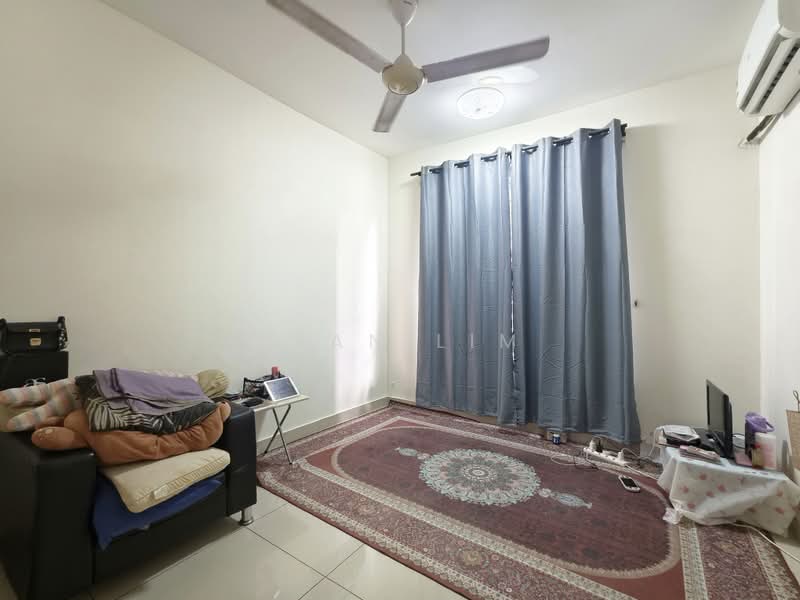 Servis Apartment untuk Dijual di Platinum Lake PV 21 - Sean Lim - Living Room - PropertyGuru.com.my
