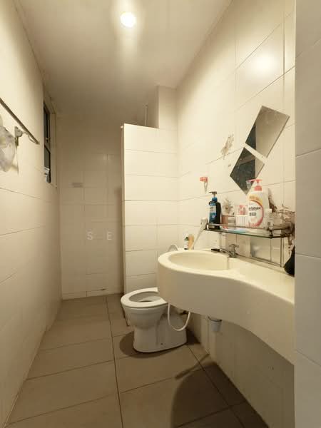 Servis Apartment untuk Dijual di Platinum Lake PV 21 - Sean Lim - Bathroom - PropertyGuru.com.my