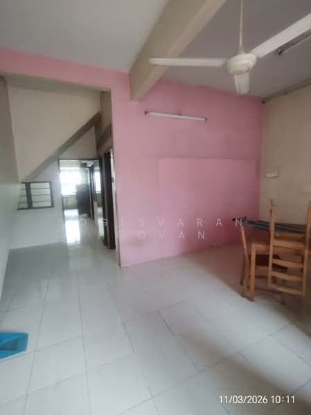 2-storey Terraced House for Sale in Bandar Baru Klang (Klang) - Yogesvaran Poovan - Living Room - PropertyGuru.com.my