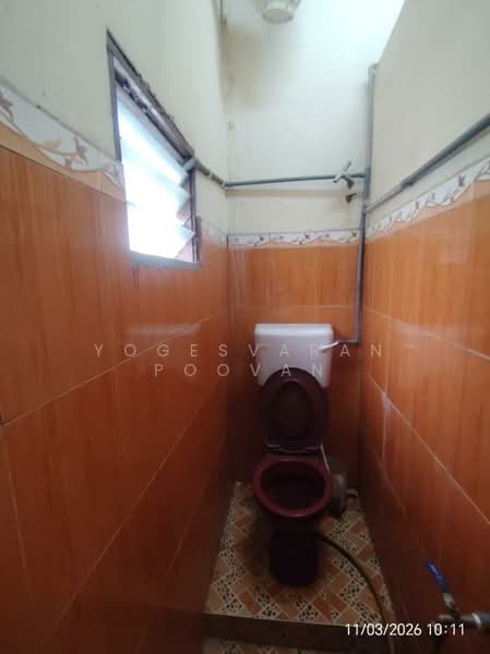 2-storey Terraced House for Sale in Bandar Baru Klang (Klang) - Yogesvaran Poovan - Bathroom - PropertyGuru.com.my