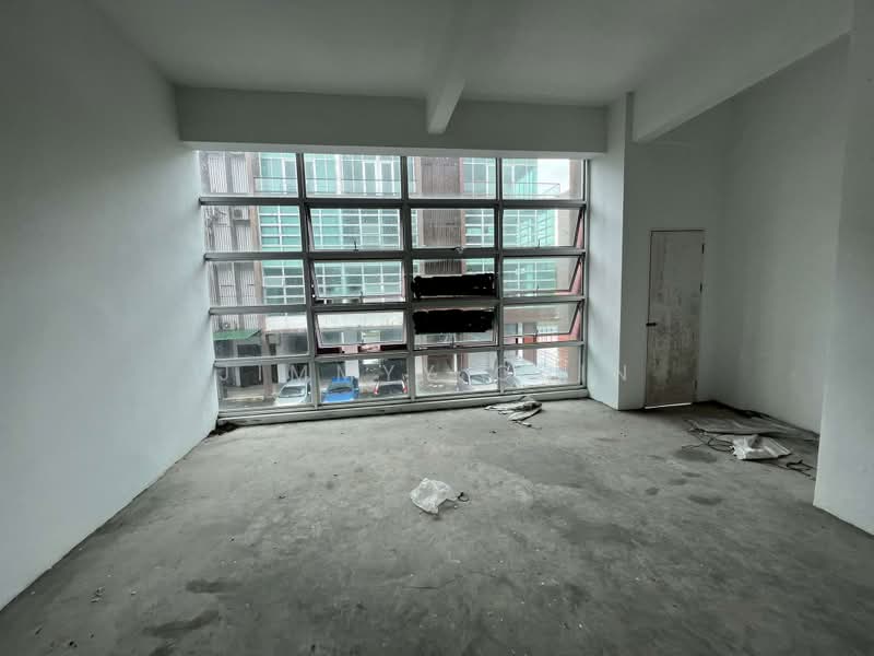 Shop for Sale in Kuching (Sarawak) - Jimmyy Chin - Interior - PropertyGuru.com.my