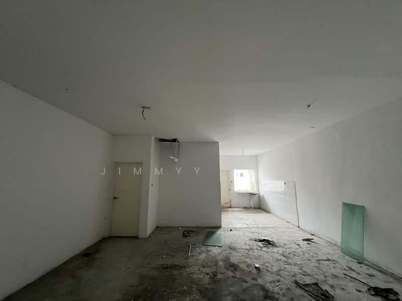 Shop for Sale in Kuching (Sarawak) - Jimmyy Chin - Interior - PropertyGuru.com.my