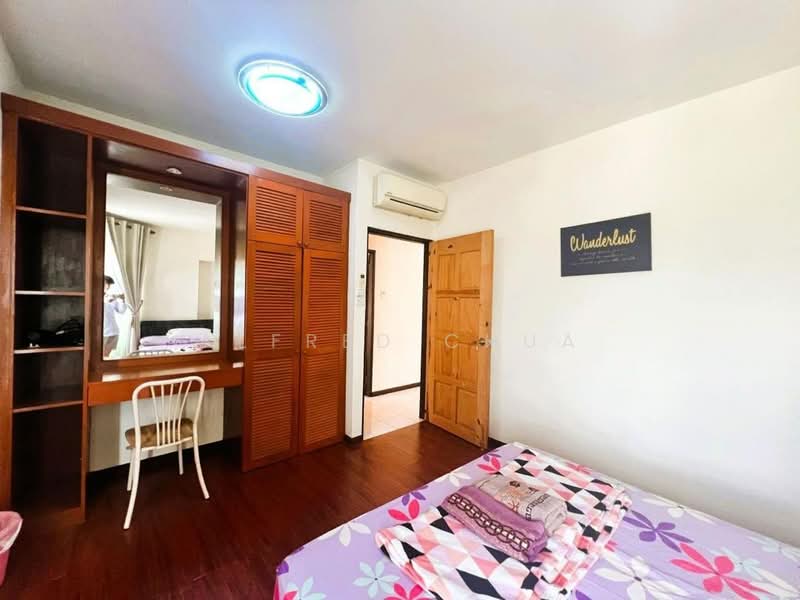 Kondominium untuk Dijual di Kasuma Resort - Alfred Chua - Bedroom - PropertyGuru.com.my