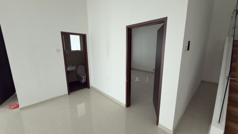 Rumah Banglo untuk Disewa di Kajang (Selangor) - Roy Lai - Bathroom - PropertyGuru.com.my