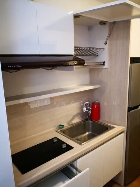 Servis Apartment untuk Disewa di Utropolis Suites 2 - Terrance Tan - Kitchen - PropertyGuru.com.my