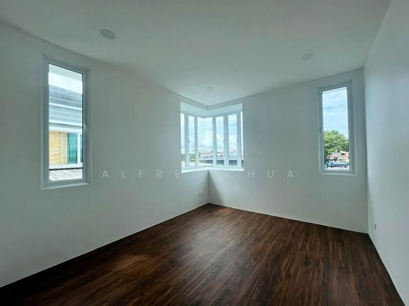 Semi-Detached House for Sale in Taman Matang Villa (Kuching) - Alfred Chua - Interior - PropertyGuru.com.my