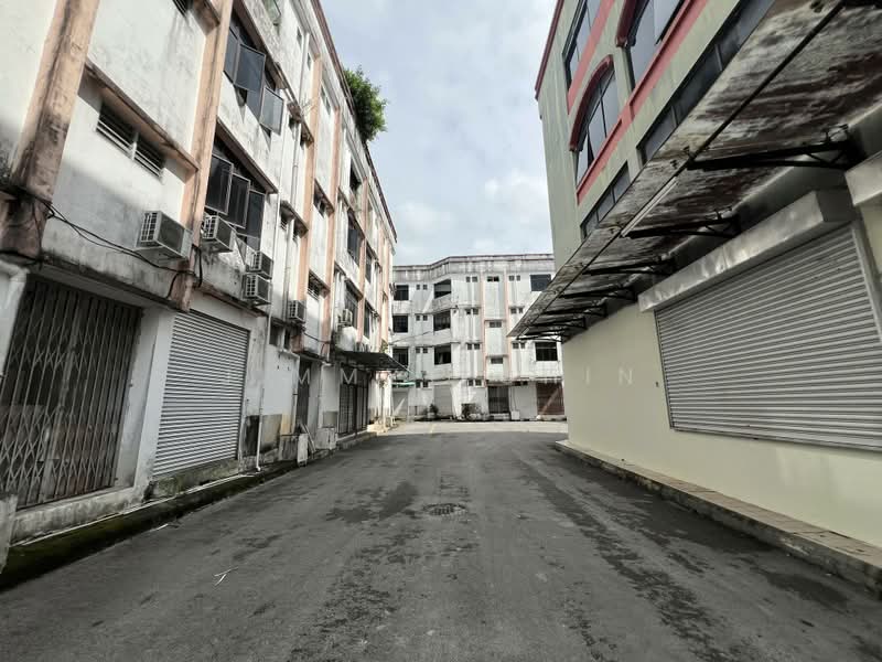 Shop for Sale in Pending (Kuching) - Jimmyy Chin - Exterior - PropertyGuru.com.my