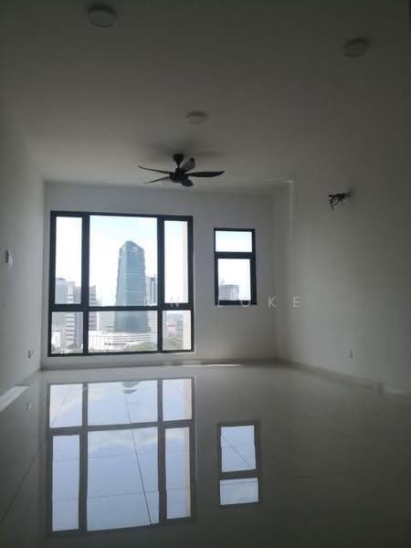 Kondominium untuk Dijual di SKS Pavillion Residences - Linn Loke - Living Room - PropertyGuru.com.my