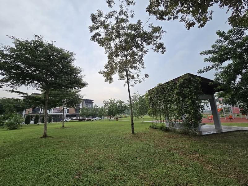 Semi-Detached House for Sale in Bandar Cemerlang (Ulu Tiram) - Evelyn Heng - Exterior - PropertyGuru.com.my