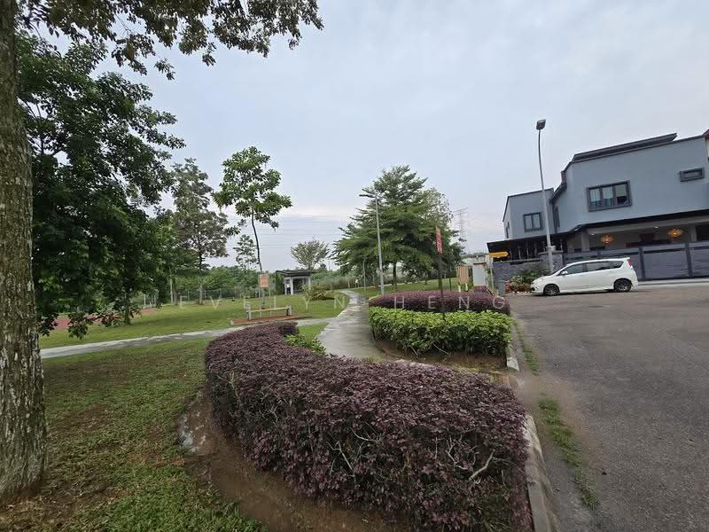 Semi-Detached House for Sale in Bandar Cemerlang (Ulu Tiram) - Evelyn Heng - Exterior - PropertyGuru.com.my