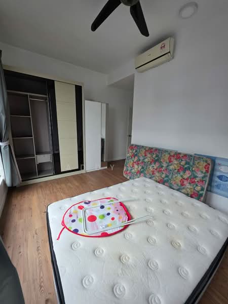Servis Apartment untuk Disewa di Utropolis Suites 1 - Addy Ng - Bedroom - PropertyGuru.com.my