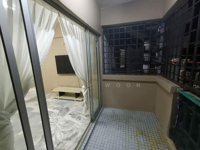 Pangsapuri untuk Dijual di Apartment Bukit Saujana - Huily Woon - Balcony - PropertyGuru.com.my