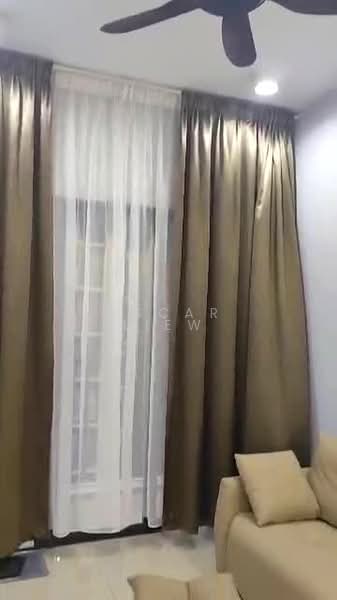Kondominium untuk Disewa di Sky Awani Residensi 3 - Oscar Liew - Living Room - PropertyGuru.com.my