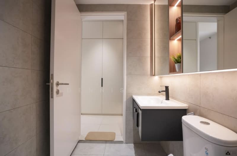 Service Residence for Sale at TriTower Residence @ Johor Bahru Sentral - Dennis Lee - Bathroom - PropertyGuru.com.my