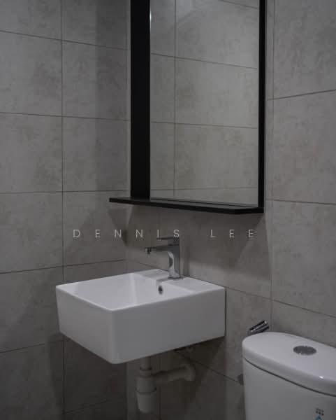 Service Residence for Sale at TriTower Residence @ Johor Bahru Sentral - Dennis Lee - Bathroom - PropertyGuru.com.my