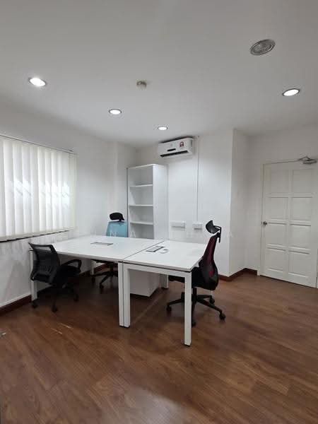 Office for Rent in KLCC (KL City Centre) - Tina Chua - Interior - PropertyGuru.com.my
