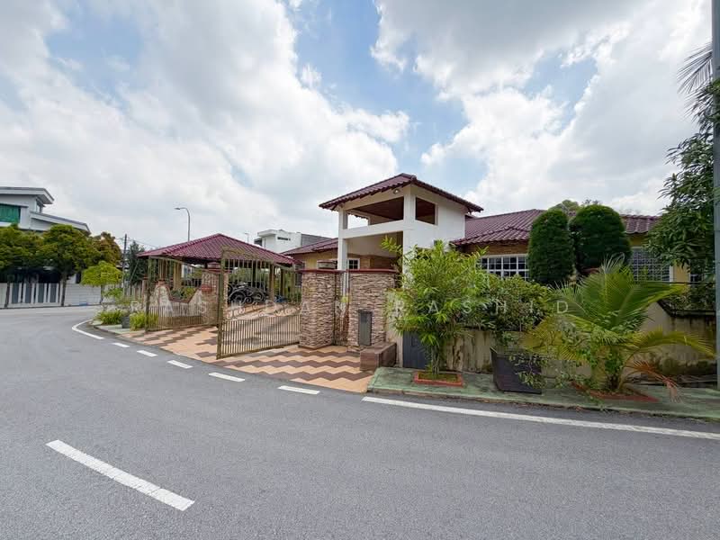 Rumah Banglo untuk Dijual di Seksyen 8 (Kota Damansara) - Rashdan Rashid - PropertyGuru.com.my