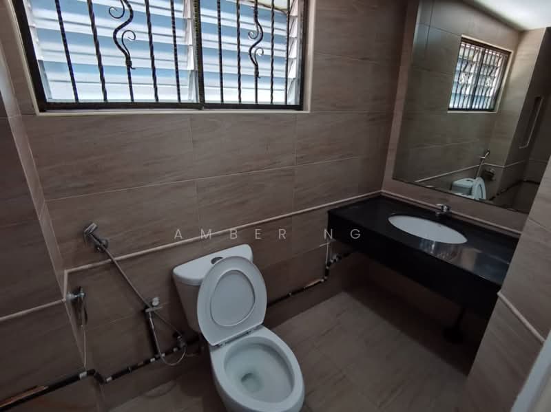 3-storey Terraced House for Sale in Medan Idaman (Setapak) - Amber Ng - Bathroom - PropertyGuru.com.my