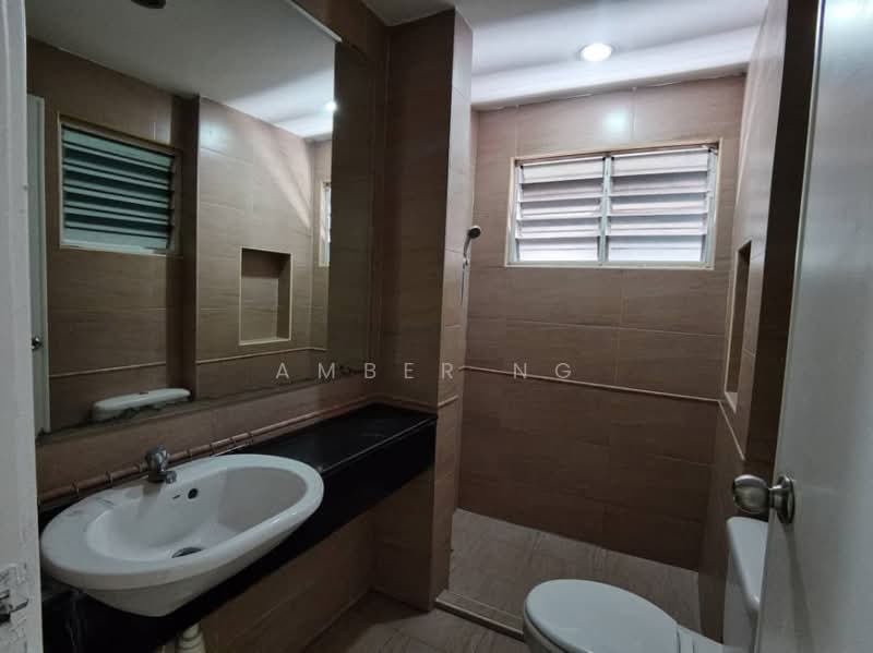 3-storey Terraced House for Sale in Medan Idaman (Setapak) - Amber Ng - Bathroom - PropertyGuru.com.my
