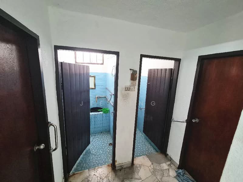 Rumah Berkembar untuk Dijual di Sungai Jawi (Penang) - Jie Ying - Bathroom - PropertyGuru.com.my