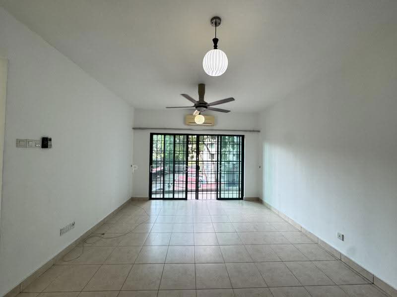 Condominium for Rent at Changkat View - PeiGee . - Living Room - PropertyGuru.com.my