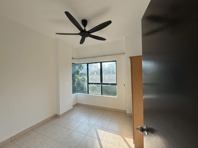 Condominium for Rent at Changkat View - PeiGee . - Interior - PropertyGuru.com.my