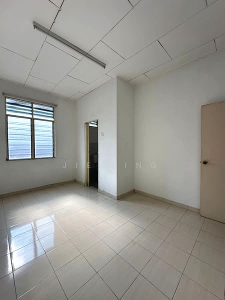 2-storey Terraced House for Sale in Taman Jawi Jaya (Sungai Jawi) - Jie Ying - Interior - PropertyGuru.com.my