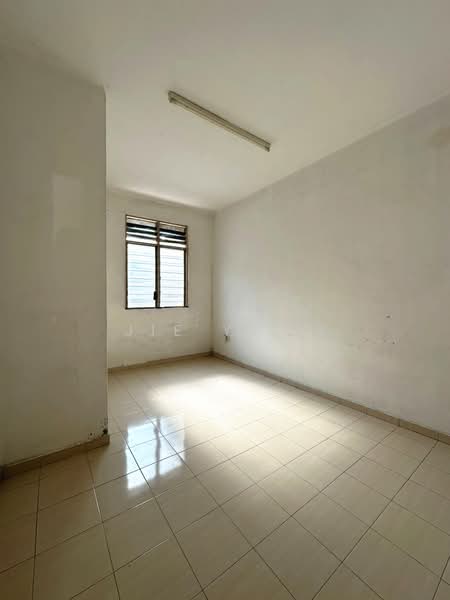 2-storey Terraced House for Sale in Taman Jawi Jaya (Sungai Jawi) - Jie Ying - Interior - PropertyGuru.com.my