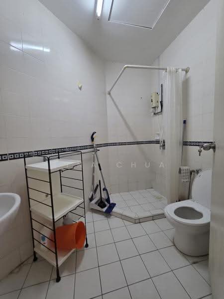 Service Residence for Rent at Waldorf Tower - Tina Chua - Bathroom - PropertyGuru.com.my