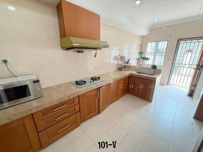 Semi-Detached House for Sale in Bandar Botanic (Klang) - Raymond Choo - Kitchen - PropertyGuru.com.my