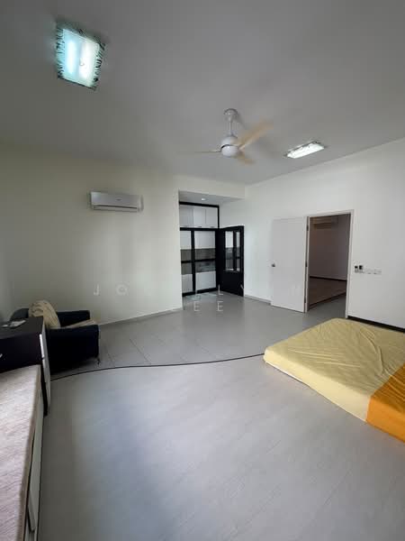 3-storey Terraced House for Rent in Sungai Ara (Penang) - Jocellynn Lee - PropertyGuru.com.my