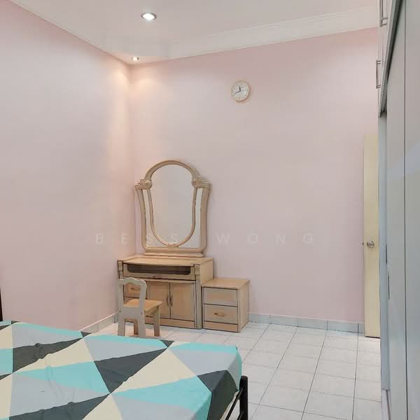 Rumah Teres 1 Tingkat untuk Dijual di Taman Pelangi Indah (Ulu Tiram) - Bess Wong - PropertyGuru.com.my