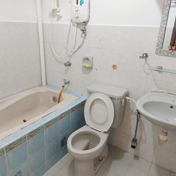Rumah Teres 1 Tingkat untuk Dijual di Taman Pelangi Indah (Ulu Tiram) - Bess Wong - PropertyGuru.com.my