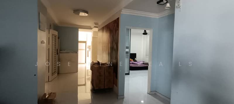 Condominium for Sale at Venice Hill - Josephine Pea LS - Corridor - PropertyGuru.com.my