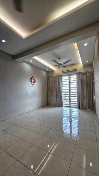 Kondominium untuk Dijual di Carissa Park Condominium - Jie Ying - Living Room - PropertyGuru.com.my