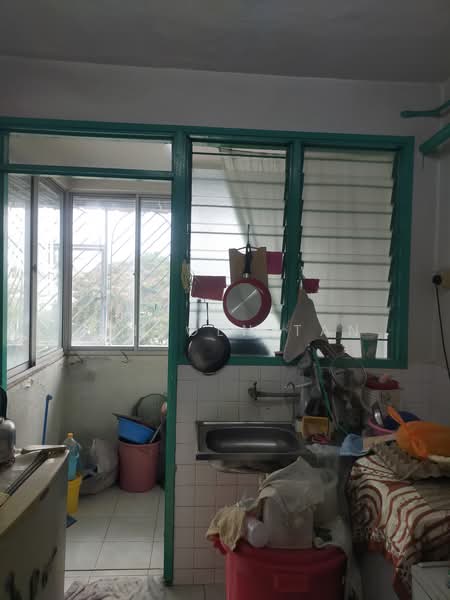 Flat for Sale at Happy Garden Flat - Lincoln Tan - Kitchen - PropertyGuru.com.my