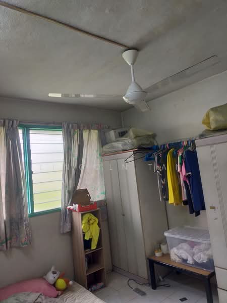 Flat for Sale at Happy Garden Flat - Lincoln Tan - Bedroom - PropertyGuru.com.my
