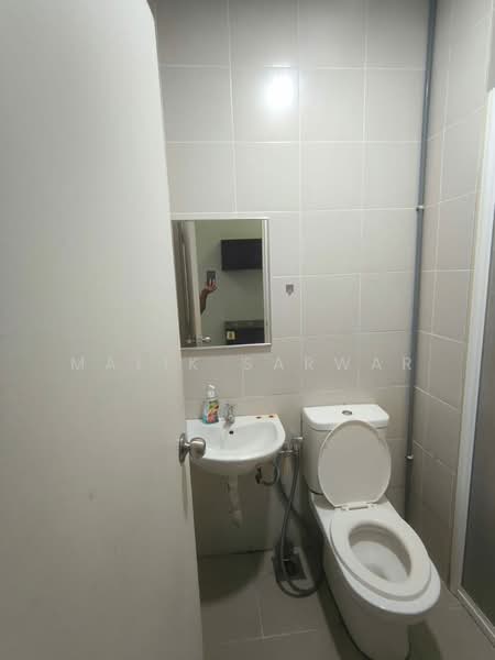 Condominium for Rent at Mutiara Ville - Malik Sarwar - Bathroom - PropertyGuru.com.my