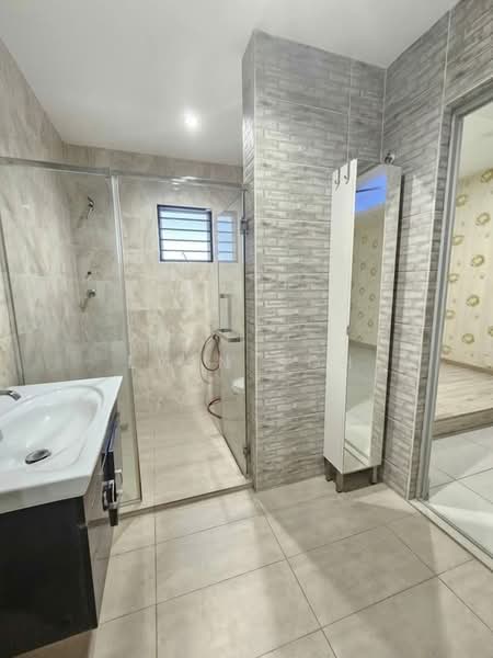 Rumah Teres 2 Tingkat untuk Dijual di TAMAN PUCHONG UTAMA (Puchong) - Evan Goh - Bathroom - PropertyGuru.com.my