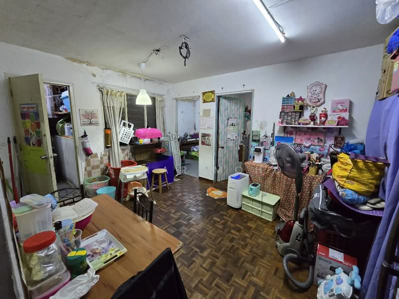 Pangsapuri untuk Dijual di Keramat Permai - Azhar Mohd - Living Room - PropertyGuru.com.my