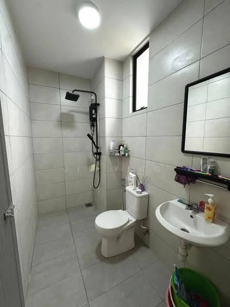 Kondominium untuk Disewa di ONE CITY RESIDENCES - Jie Ying - Bathroom - PropertyGuru.com.my