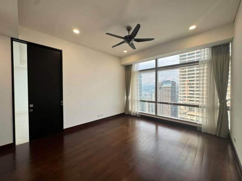 Servis Apartment untuk Disewa di Banyan Tree Signatures - Steven Leaw - Master bedroom - PropertyGuru.com.my