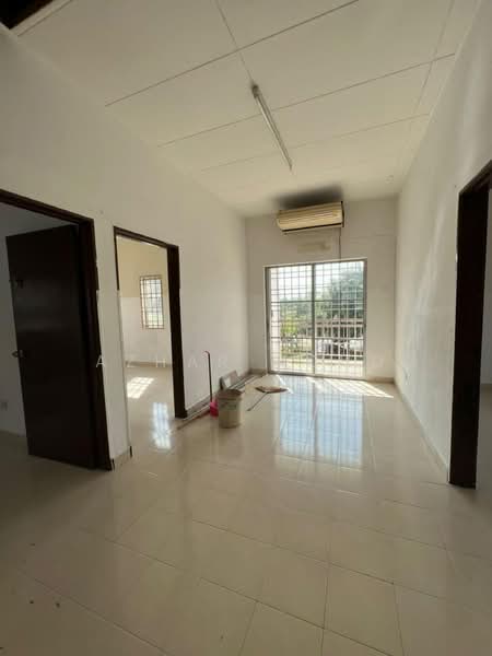 Rumah Teres 2 Tingkat untuk Dijual di Sungai Buloh (Selangor) - Azhar Mohd - Interior - PropertyGuru.com.my