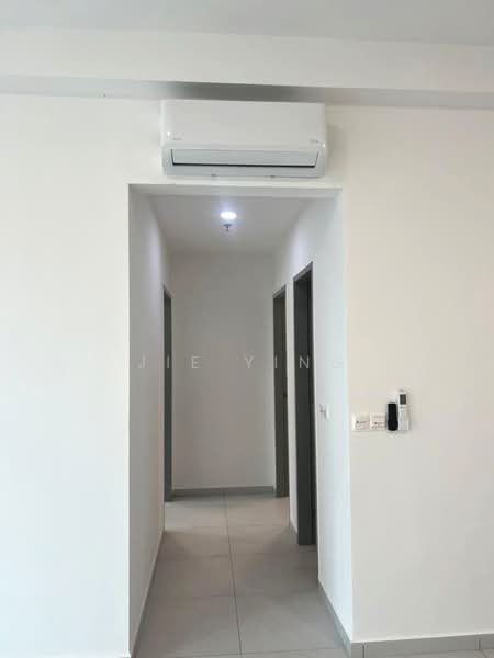 Servis Apartment untuk Disewa di Sinaran @ Utropolis - Jie Ying - Corridor - PropertyGuru.com.my