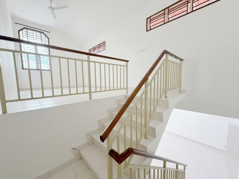 1.5-storey Terraced House for Sale in Taman Pelangi Indah (Ulu Tiram) - Bess Wong - PropertyGuru.com.my
