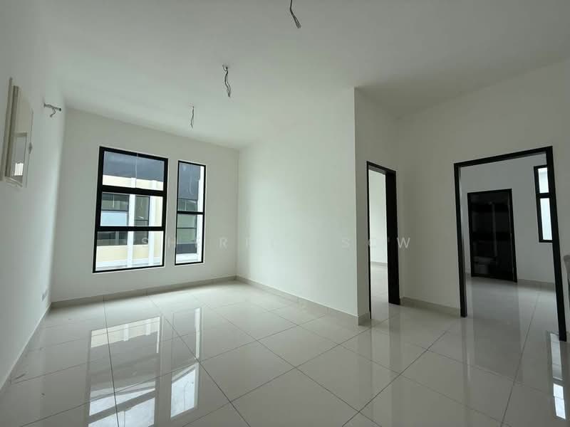 Cluster House for Sale in Taman Impian Emas (Skudai) - Sherrly Sow - Living Room - PropertyGuru.com.my