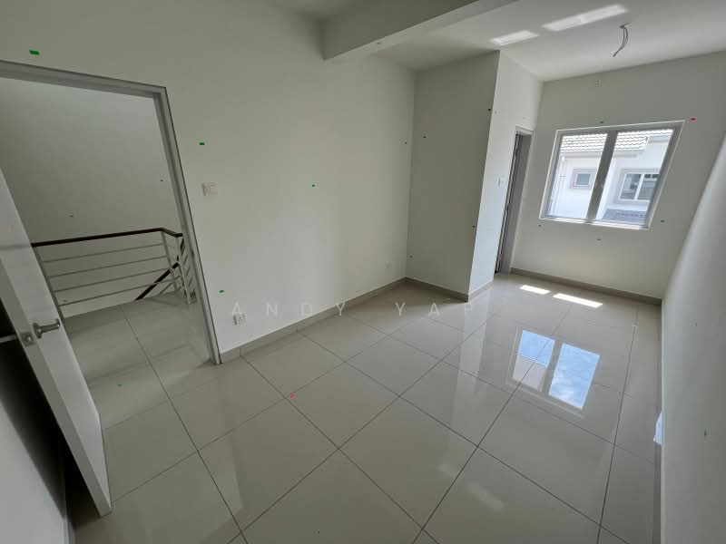 2-storey Terraced House for Sale in Taman Kundang Jaya (Rawang) - Andy Yap - PropertyGuru.com.my