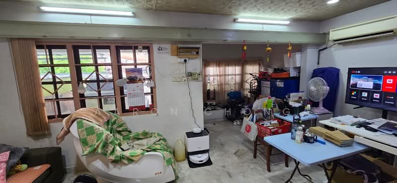 Rumah Teres 2-Tingkat untuk Dijual di BANDAR PUCHONG JAYA (Puchong) - Aaron Chong - Living Room - PropertyGuru.com.my